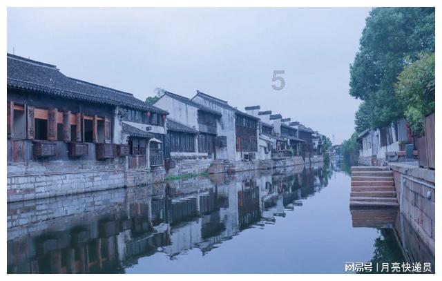 攀登高峰